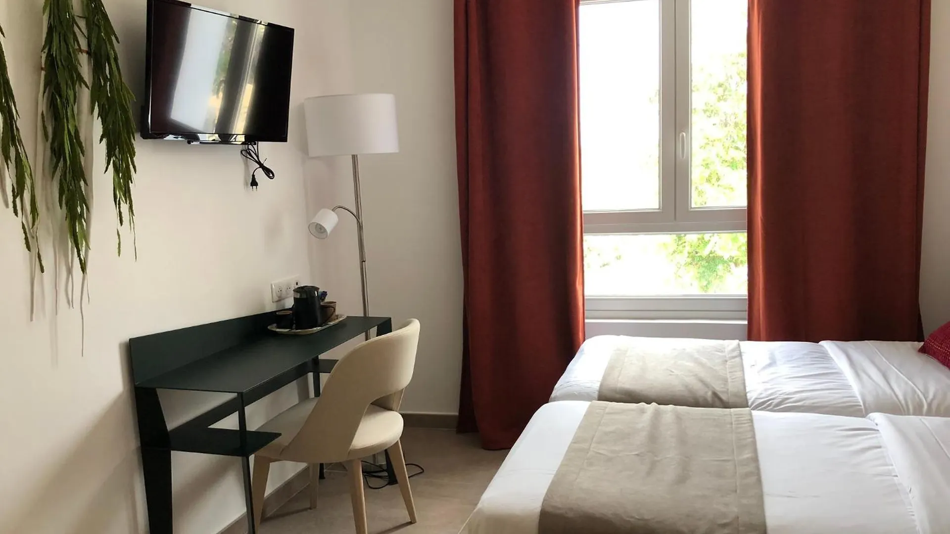 Mgh Massilia Green House Marseille 0*,  France